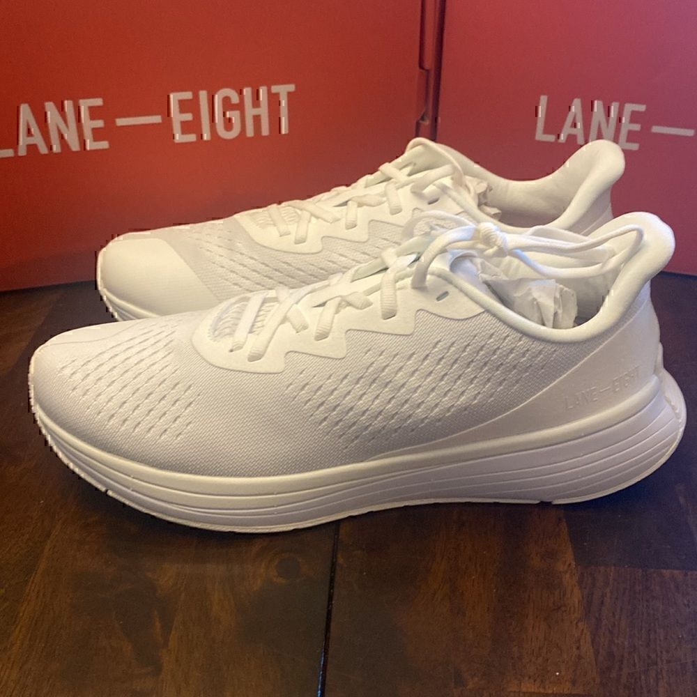 New! Lane Eight (10) Relay Trainer “Breeze” (White)
